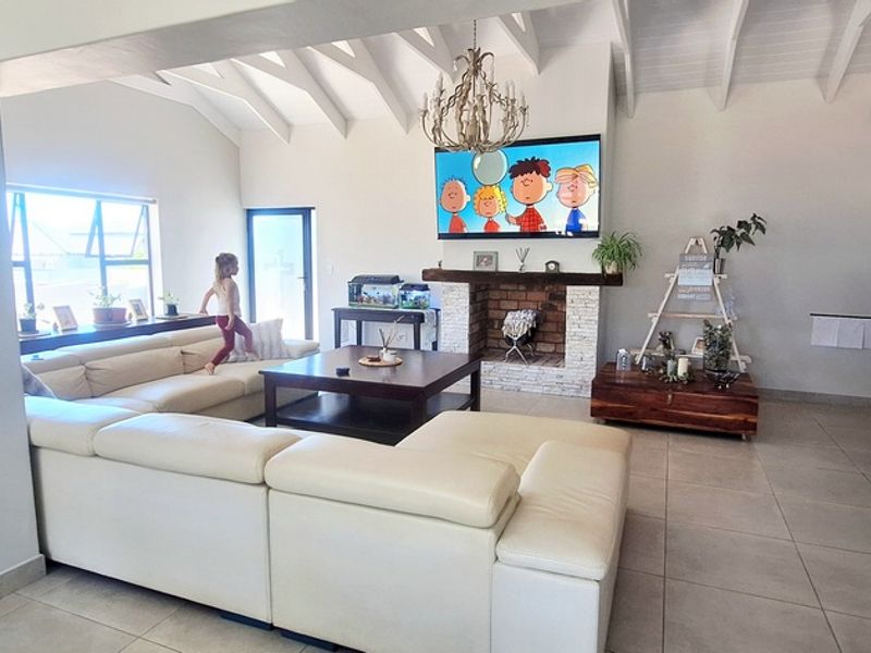 A Spacious 3-Bedroom Home for your Family - Photo 3