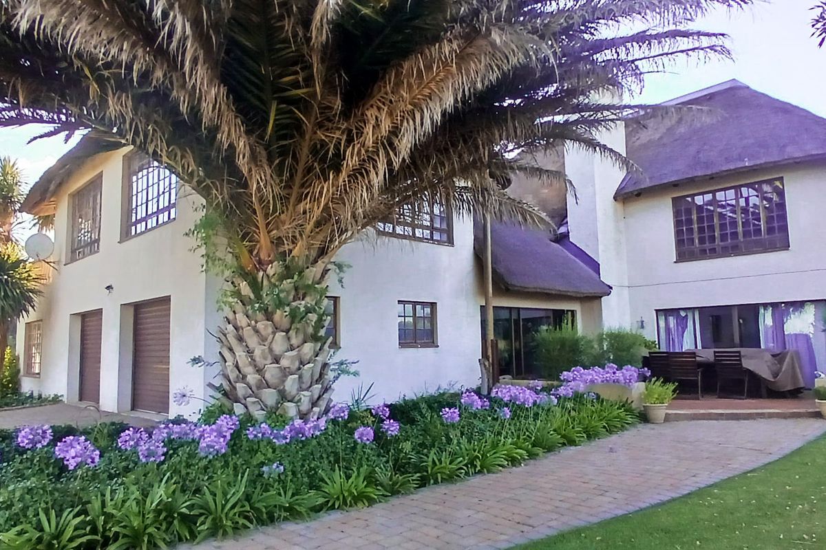 Exceptional Small Holding for Sale – Hennenman - Photo 4