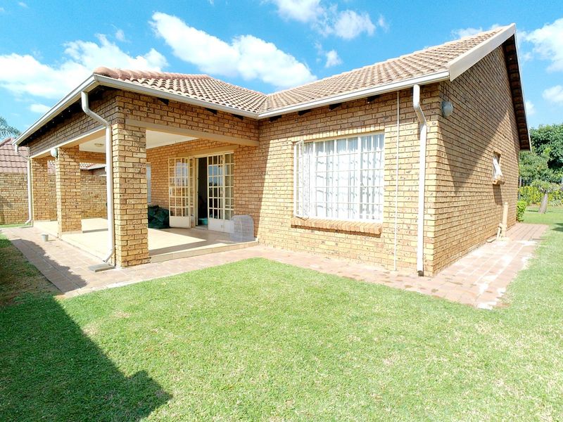 Secure Full-Title Living in the Heart of Theresapark - Photo 1