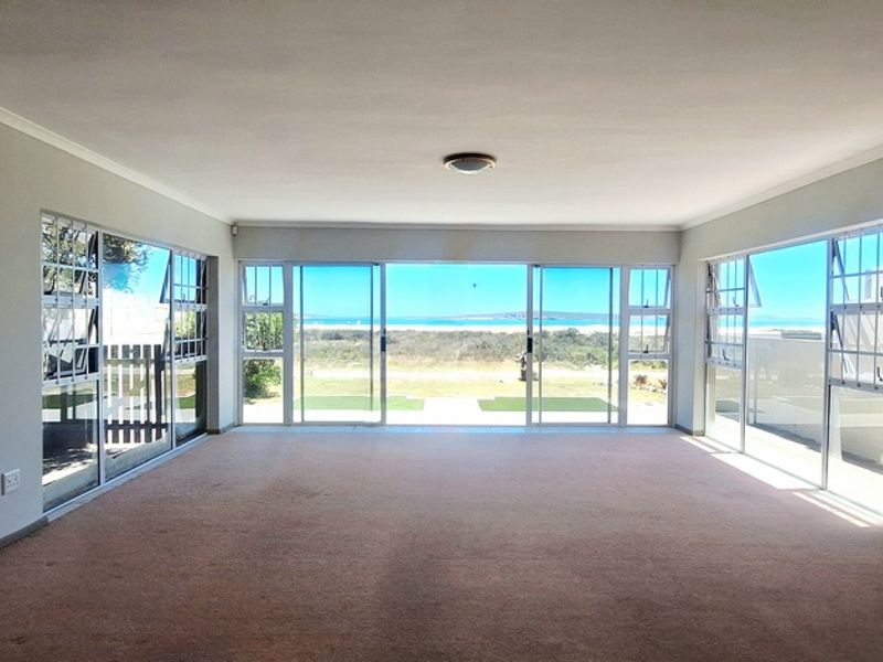 Rare Beachfront Gem — In Middedorp, Langebaan - Photo 6