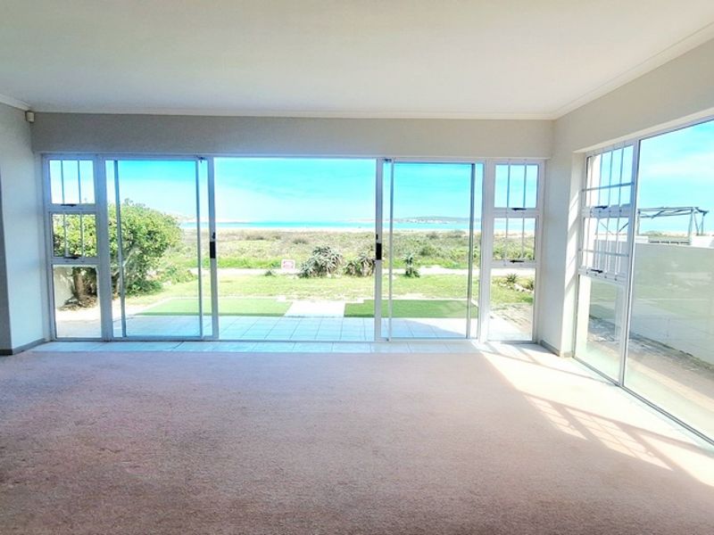 Rare Beachfront Gem — In Middedorp, Langebaan - Photo 8