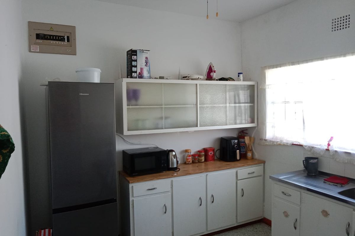 Apartment Pending Sale In Villiersdorp - Photo 3