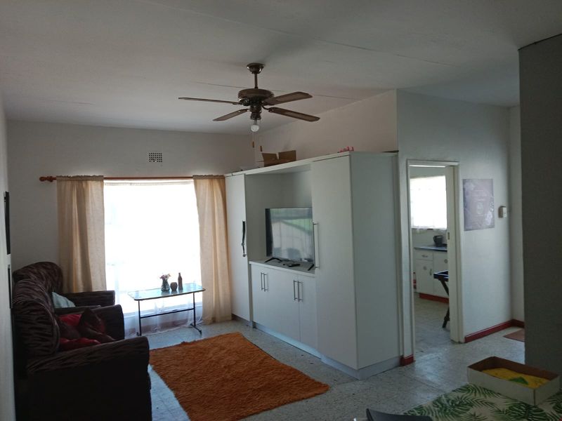 Apartment Pending Sale In Villiersdorp - Photo 2