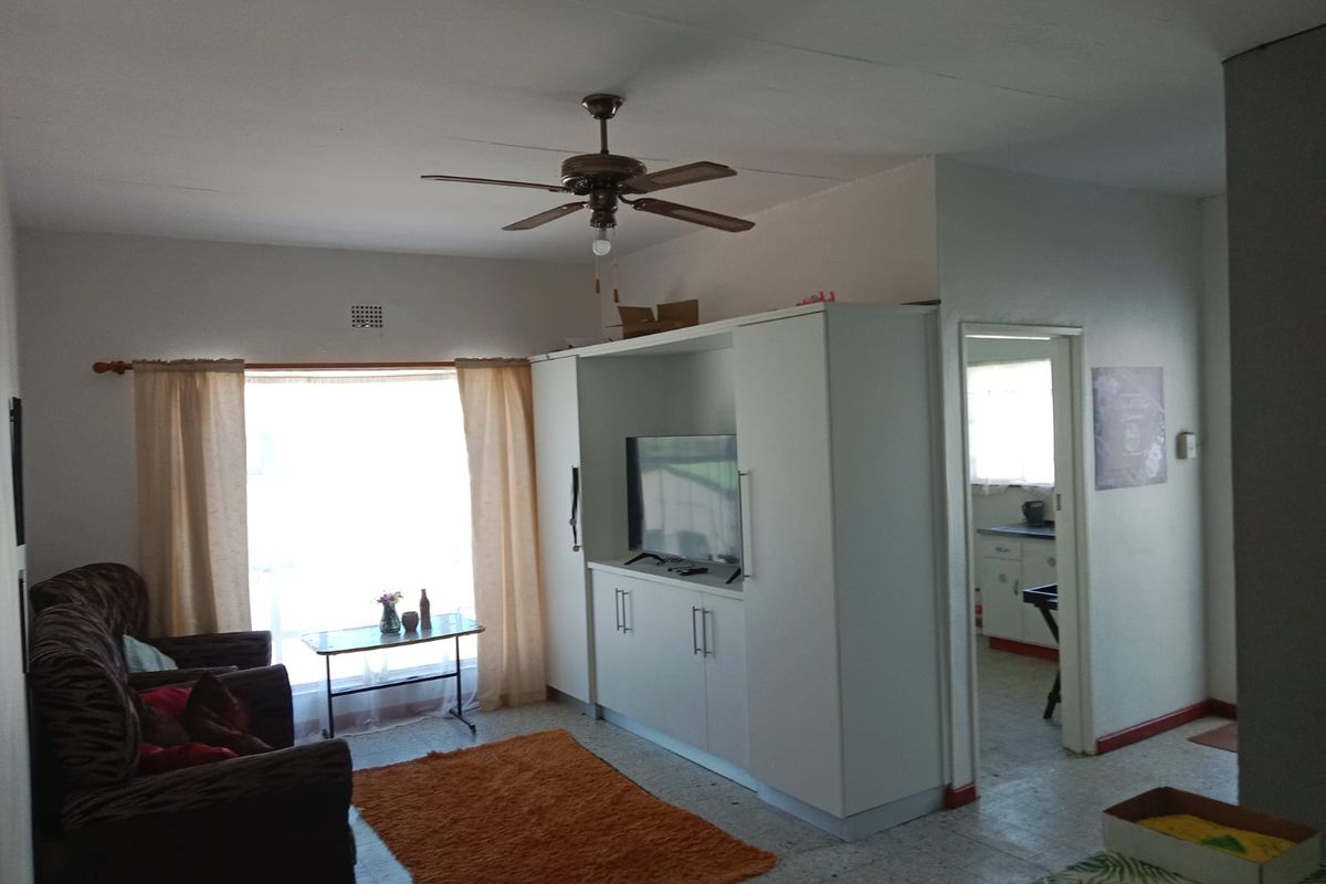 Apartment Pending Sale In Villiersdorp - Photo 2