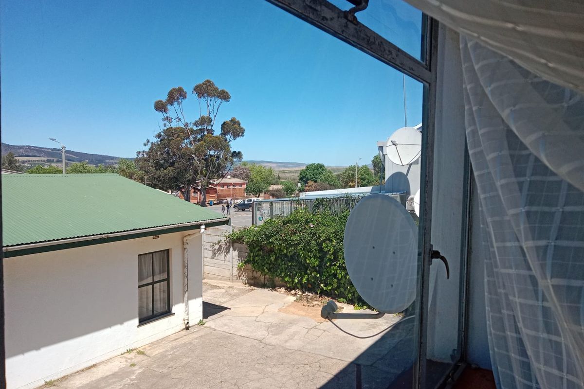 Apartment Pending Sale In Villiersdorp - Photo 5