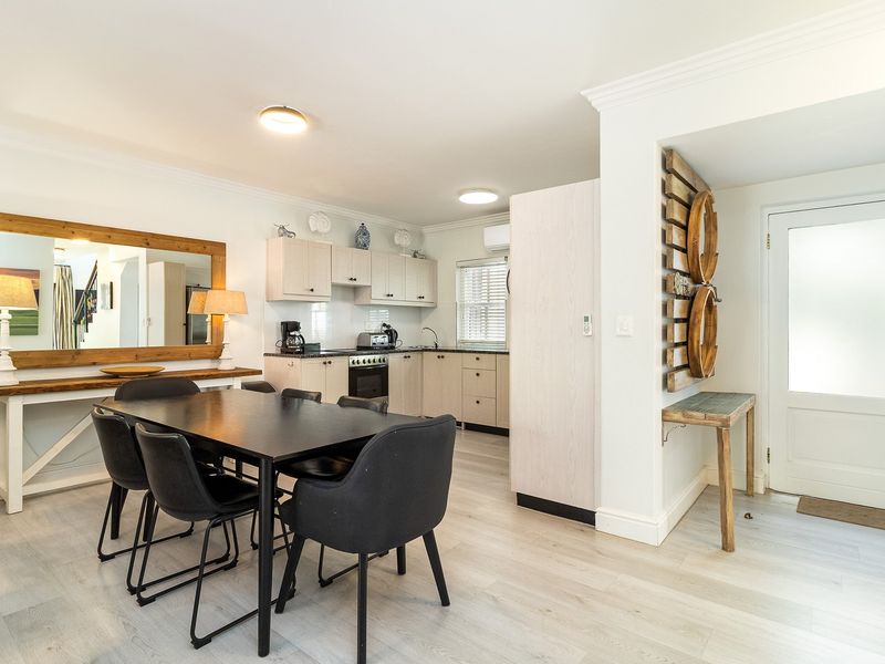 Lovely Three Bedroom Lodge for Sale - Photo 6