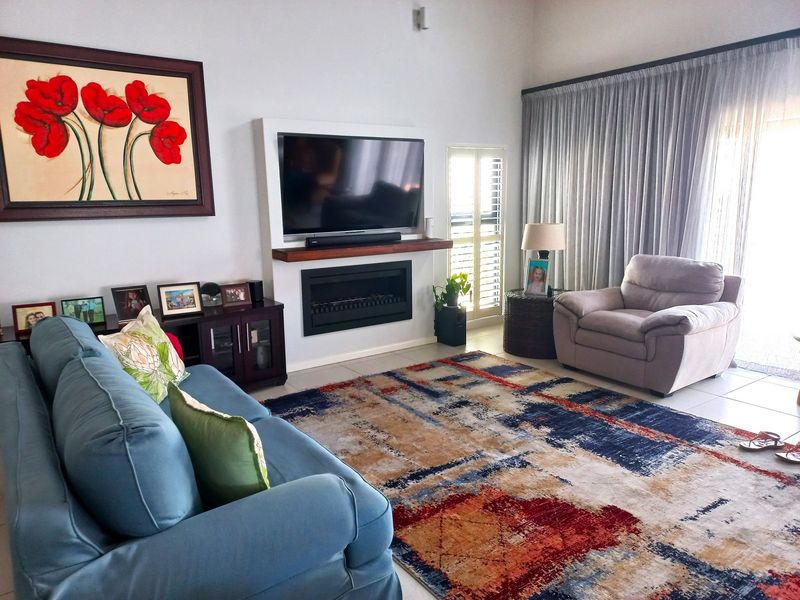 Beautiful House for Sale on Admiral Island – R4 200 000 - Photo 4