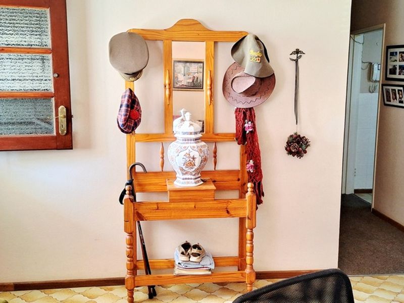 Lovely 4 Bedroom home plus a flatlet in Piketberg - Photo 4