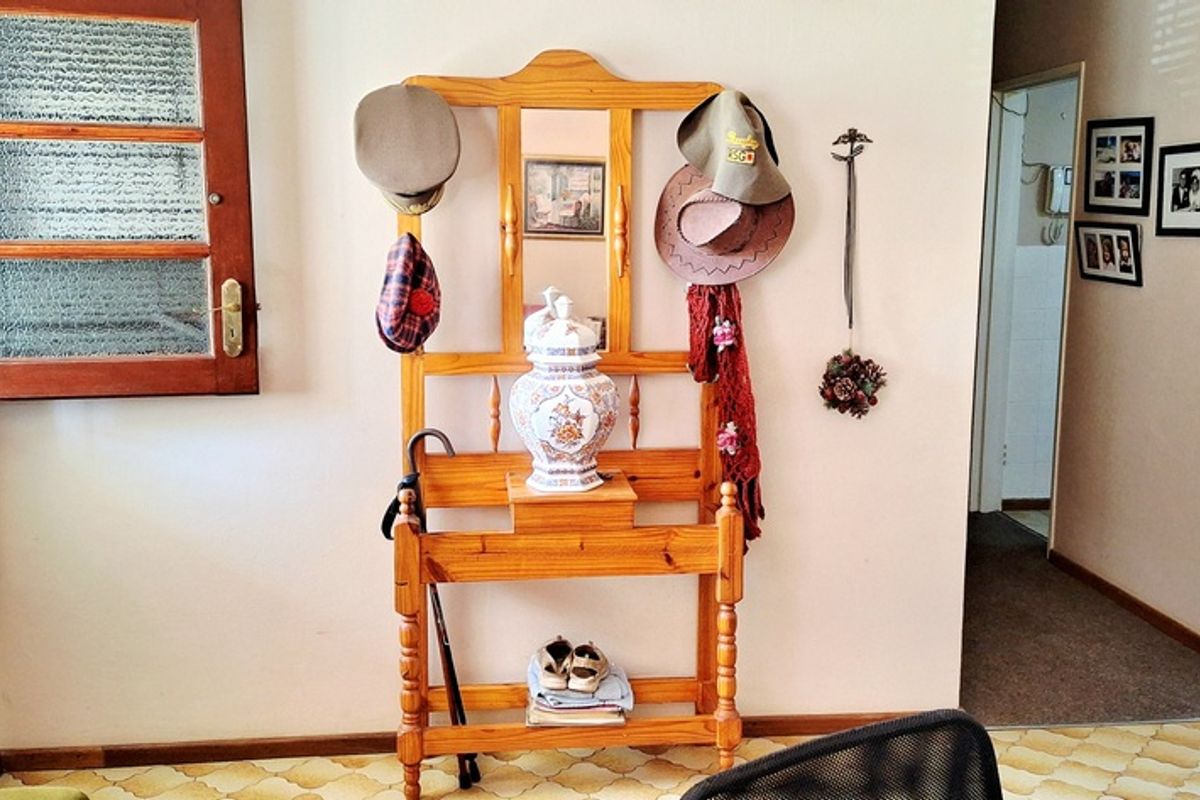 Lovely 4 Bedroom home plus a flatlet in Piketberg - Photo 4