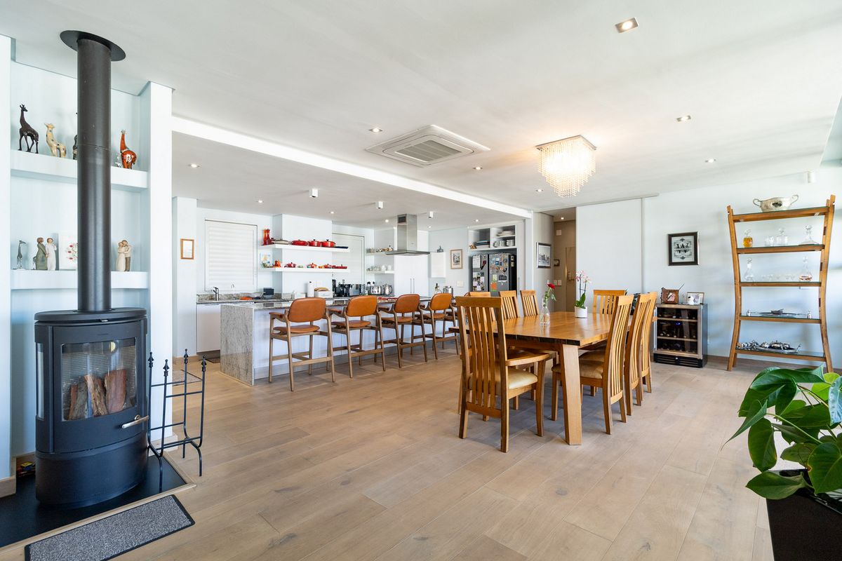 Stunning Apartment for Sale in Stellenbosch Central - Exclusive Mandate - Photo 5