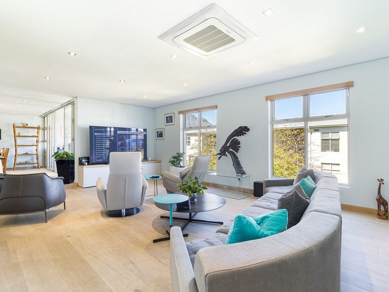 Stunning Apartment for Sale in Stellenbosch Central - Exclusive Mandate - Photo 2