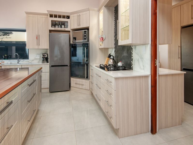 DUAL LIVING/ INCOME EARNER/ WORK FROM HOME - Photo 5