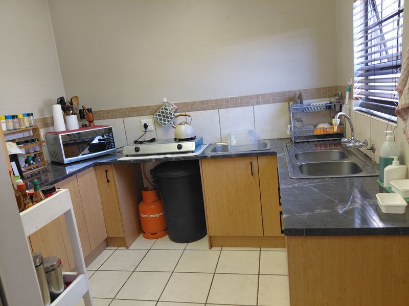 Secure location close to new mall - Photo 10