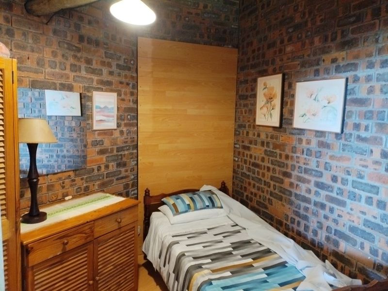 Four Bedroom House for Sale in Betty's Bay - Photo 10