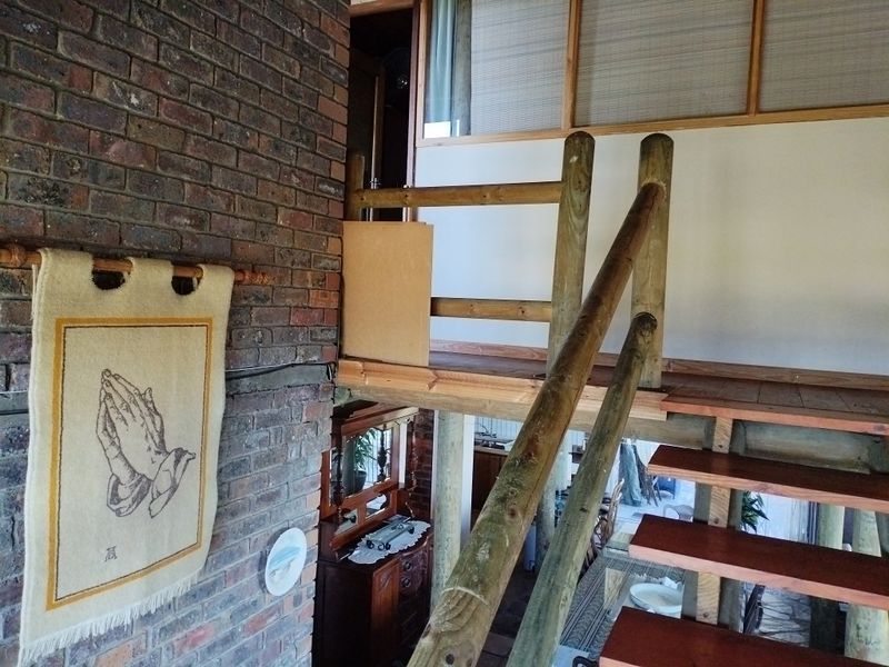 Four Bedroom House for Sale in Betty's Bay - Photo 8