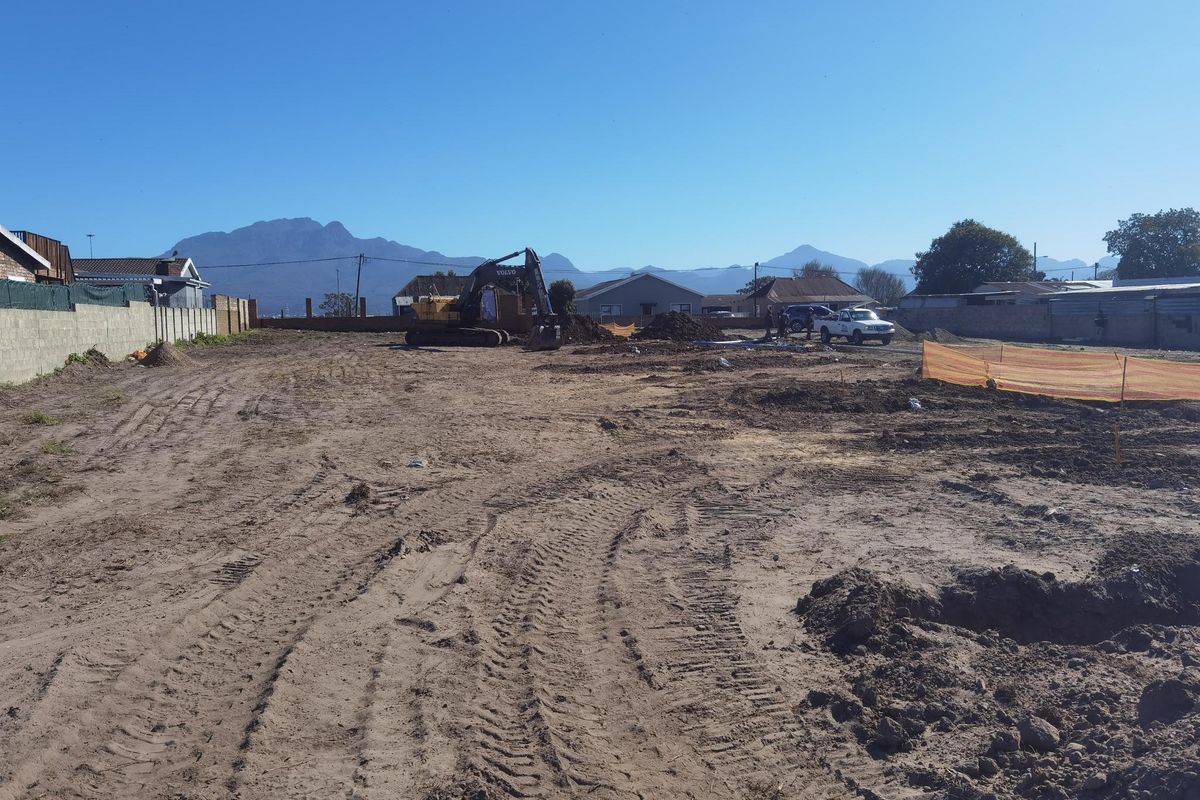 Ready To Build Plot With Magnificent Mountain Views. - Photo 4