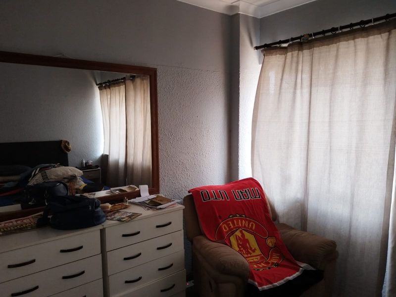 A Well-Maintained Two Bedroom Flat with a Garage, On the Second Floor - Photo 5