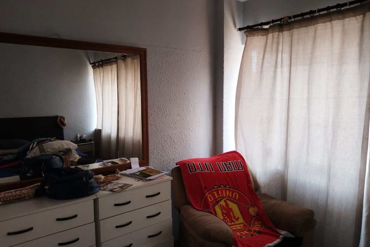 A Well-Maintained Two Bedroom Flat with a Garage, On the Second Floor - Photo 5