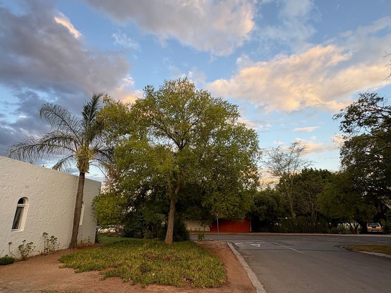 Stylish Spanish Architecture - Photo 10