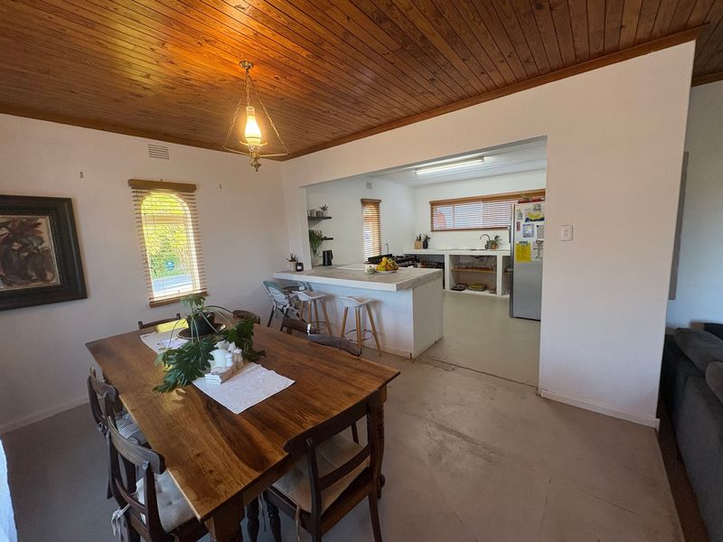 Stylish Spanish Architecture - Photo 2