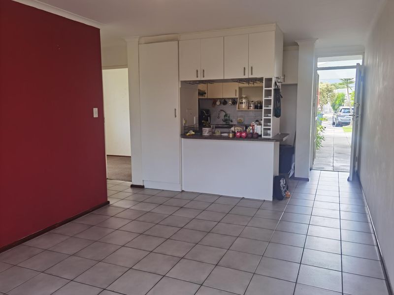 Spacious And Neat Ground Floor Unit In Popular The Greens Golf Estate - Photo 4