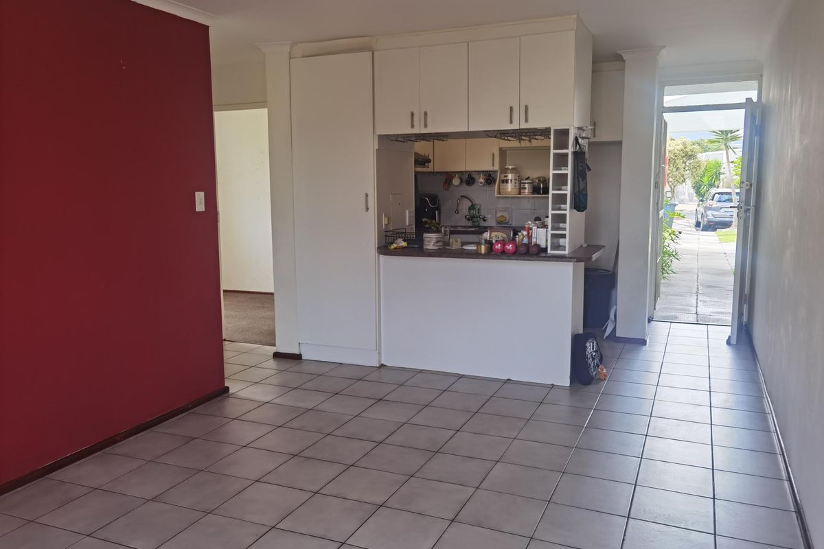 Spacious And Neat Ground Floor Unit In Popular The Greens Golf Estate - Photo 4