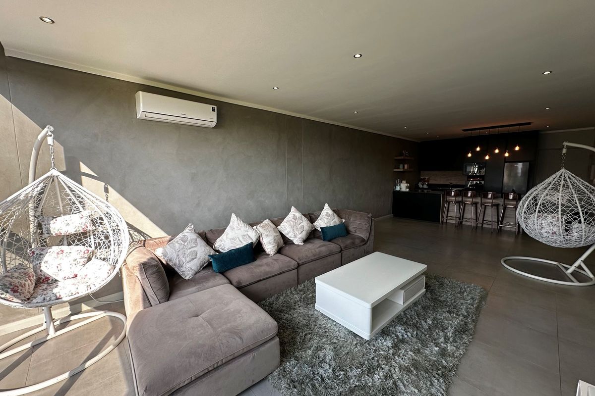 Sophisticated Waterside Living in the Heart of Midstream - Photo 2