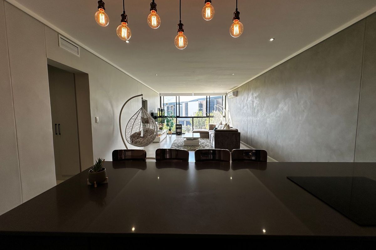 Sophisticated Waterside Living in the Heart of Midstream - Photo 3
