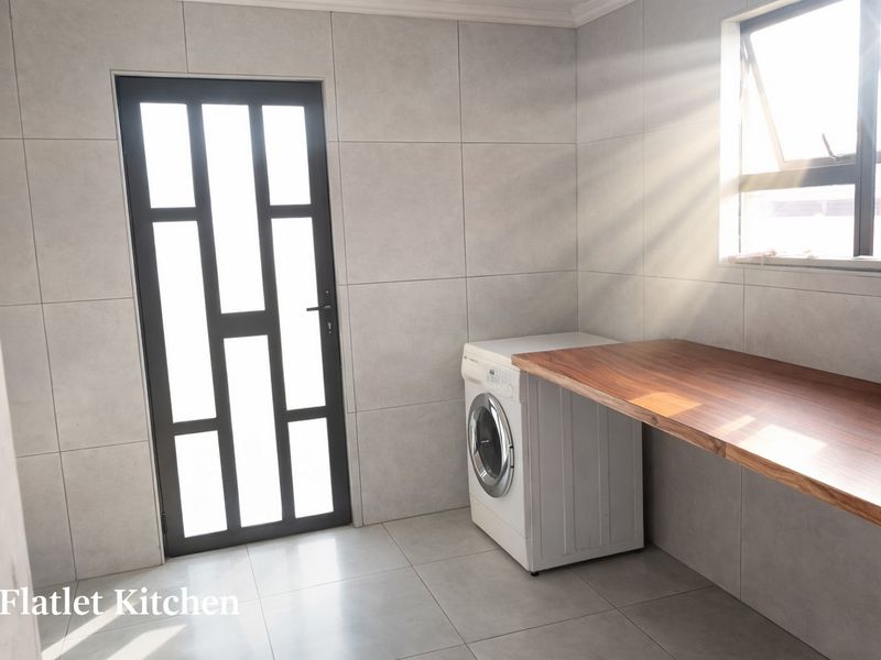 3 Bedroom Home + 2 Bedroom Income-Generating Flatlet & Pool on a 912 sqm Stand in Grobler Park - Photo 9