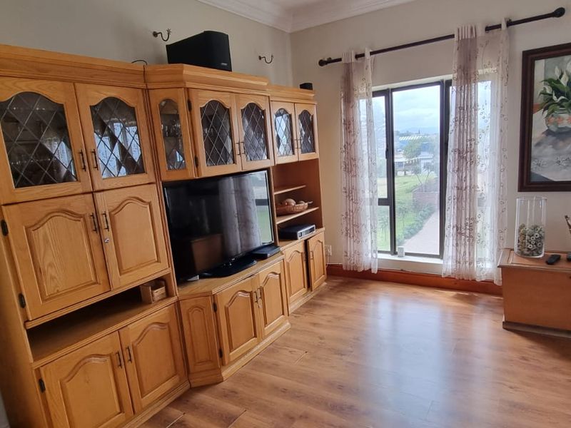 Unmatched Coastal Investment – A Rare High Capacity Property 50m from the Ocean - Photo 3