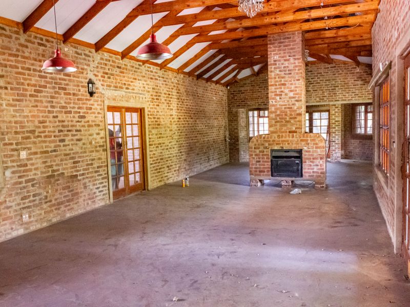 Farm in Heatherdale AH, Akasia - perfect for those seeking country living within reach of the city. - Photo 4