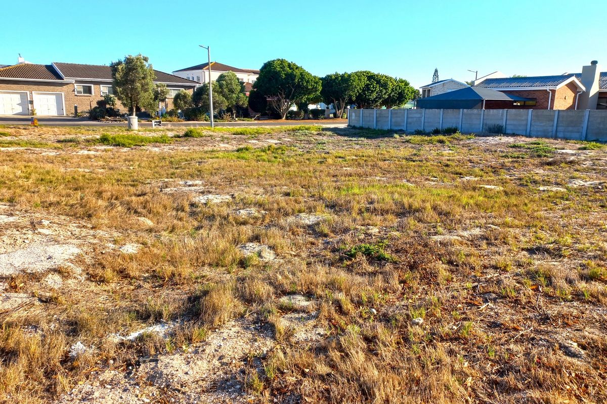 Prime Vacant Stand for Sale in Dwarskersbos  - R2 090 000 - Photo 2