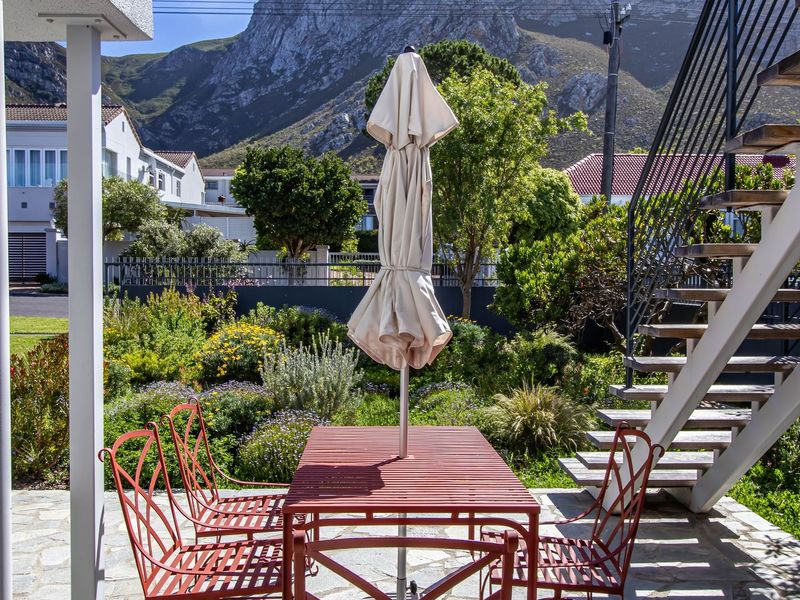 Under Offer - Photo 2