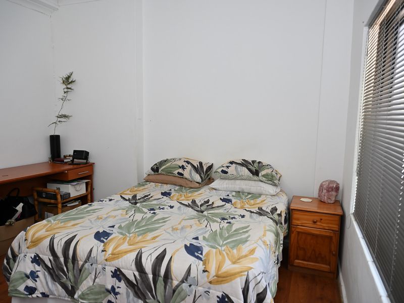 Family Home - What-a-lot-I've got to offer! - Photo 10