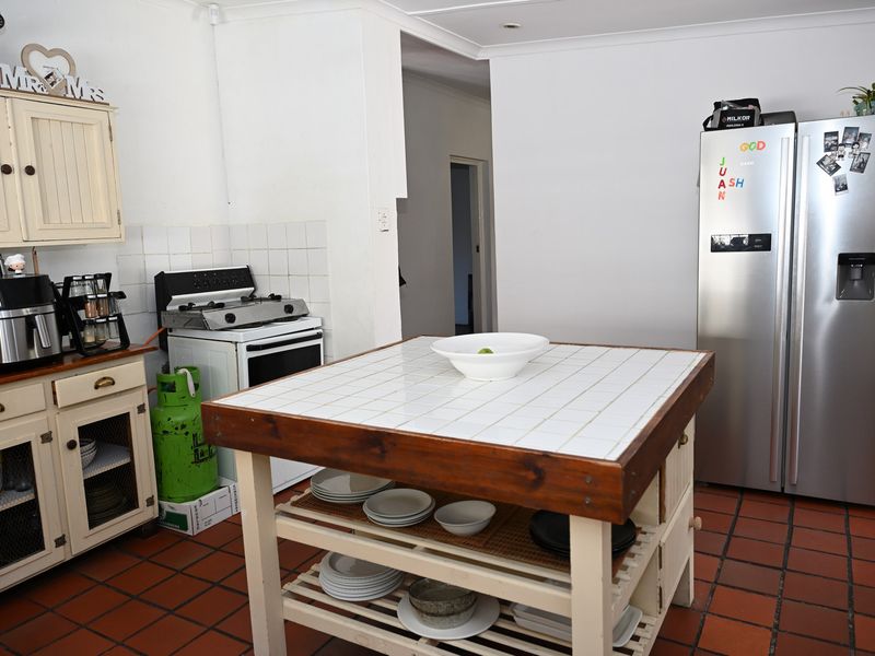 Family Home - What-a-lot-I've got to offer! - Photo 7