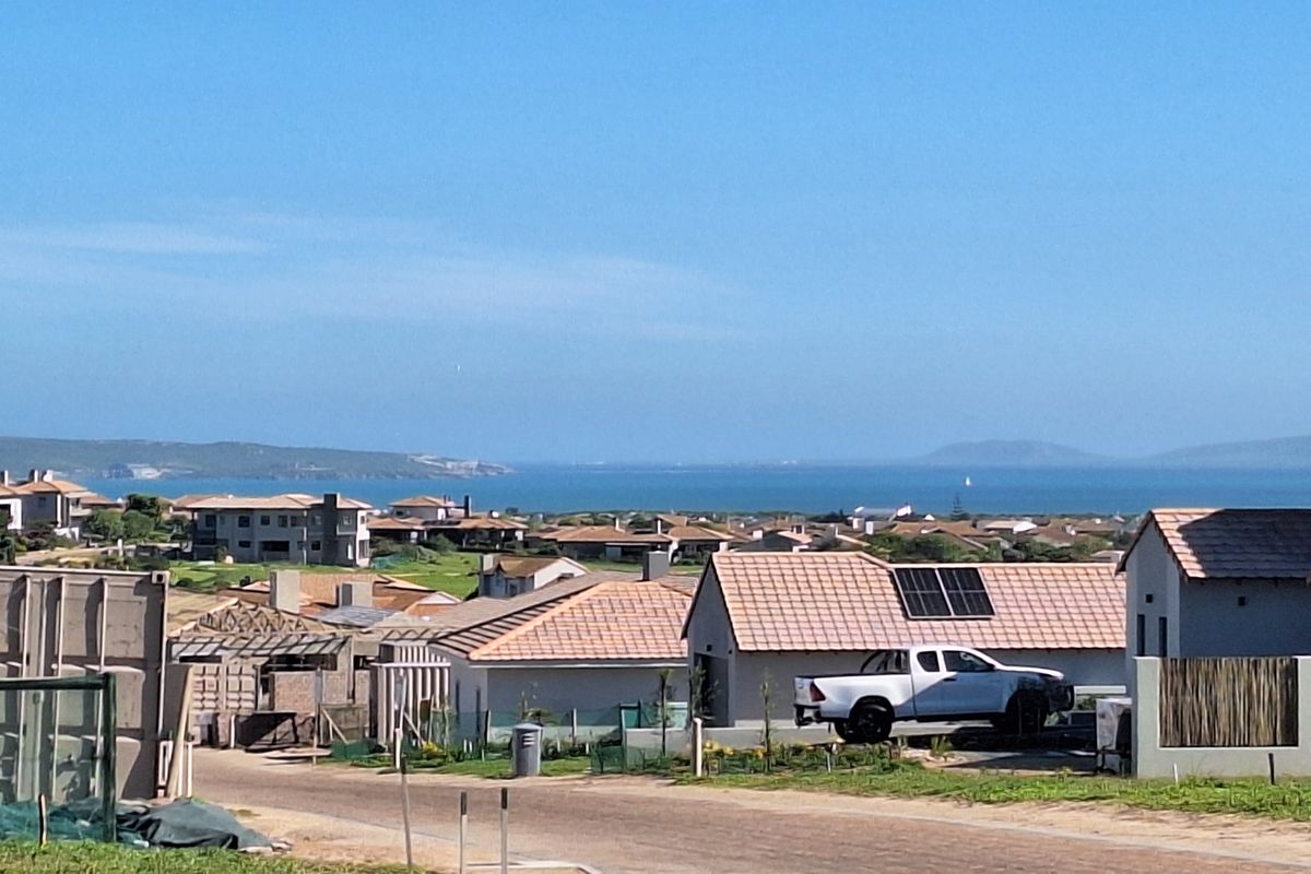 Vacant land with stunning lagoon views in Langebaan Country Estate - Photo 2