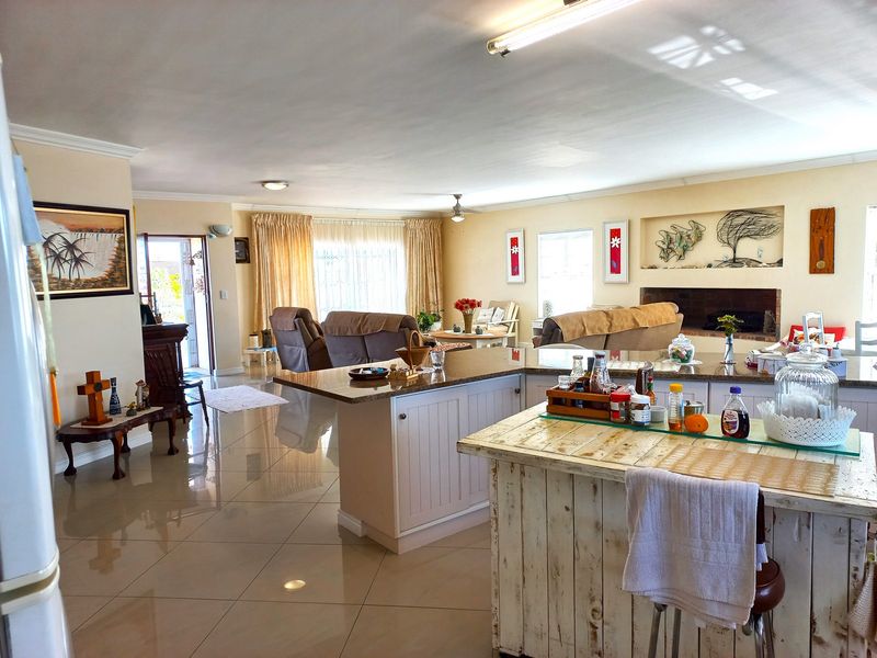 Beautiful Coastal Home for Sale in Port Owen - Photo 6