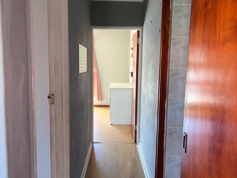 Stunning Apartment in Claremont - Photo 6