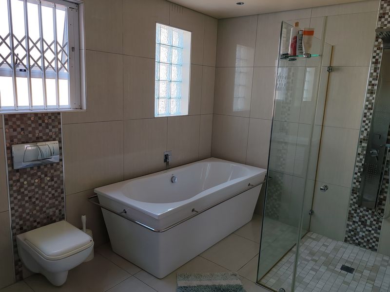 House For Sale In Cape Town - Photo 9