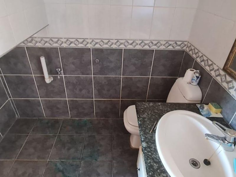 Three bedroom apartment for sale in Secunda!  Good location - Photo 10