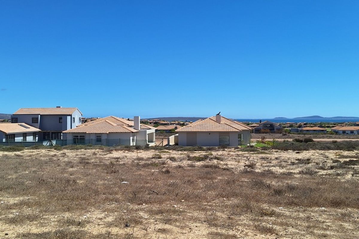 Exquisite Brand-New Home in Langebaan Country Estate at LE JUILLE – Clubhouse Side - Photo 3