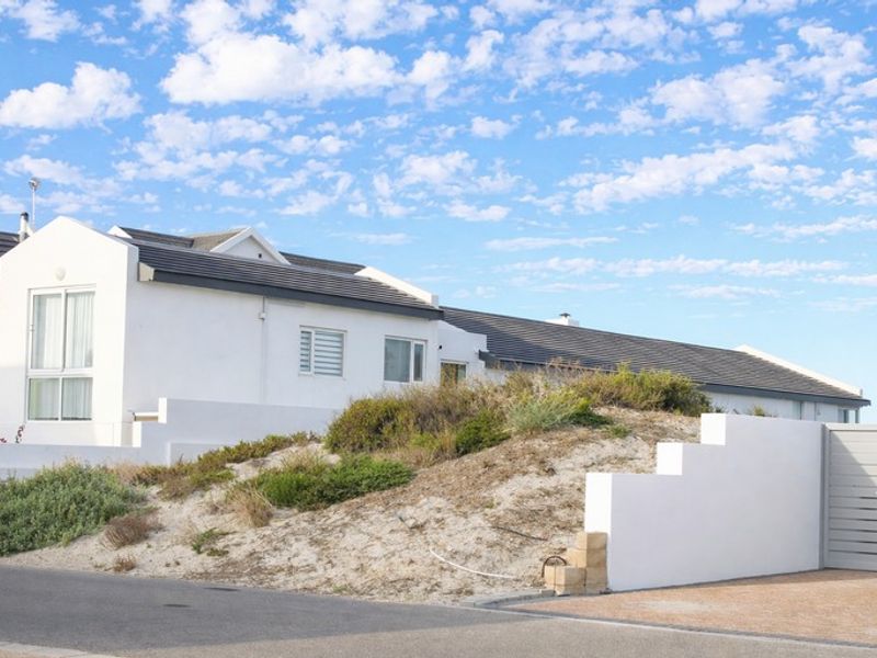 Prime East-Facing Seafront Vacant Plot  – No Transfer Duty - Photo 3