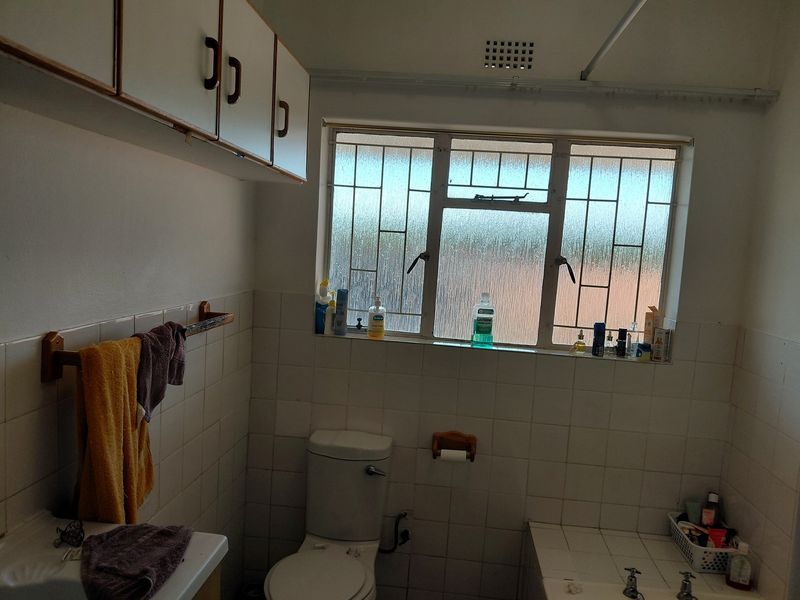 Bachelor Apartment in Wesbank Close to all Amenities - Photo 6