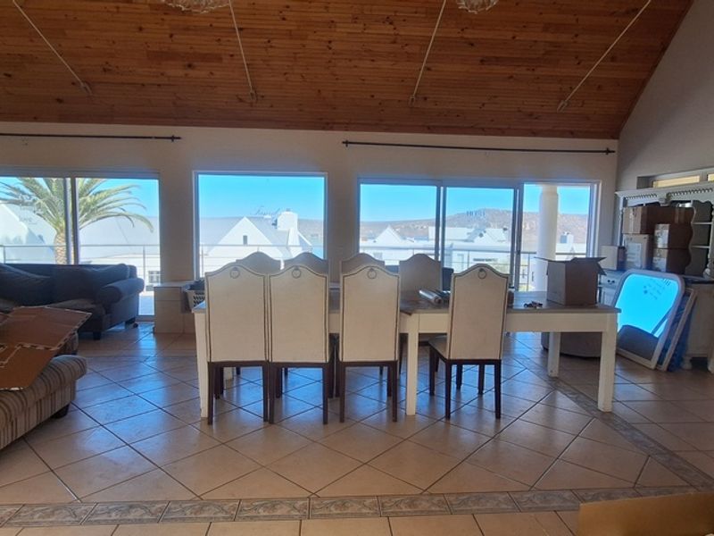 Stunning lagoon views home Langebaan - Photo 6