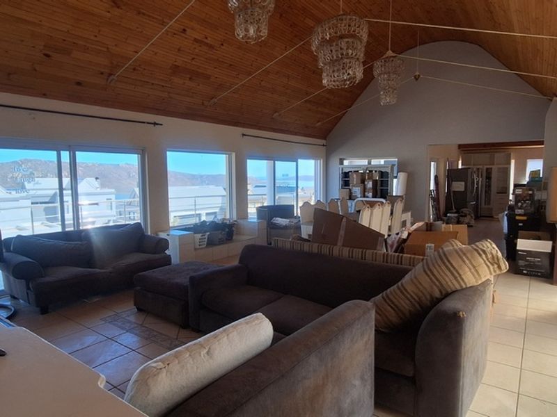 Stunning lagoon views home Langebaan - Photo 5