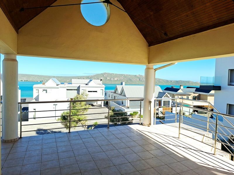 Stunning Gem with lagoon views in Myburgh Park, Langebaan - Photo 3