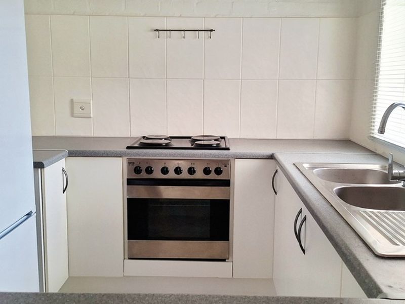 2 Bedroom Flatlet to let in Paradise Beach Estate - Photo 8