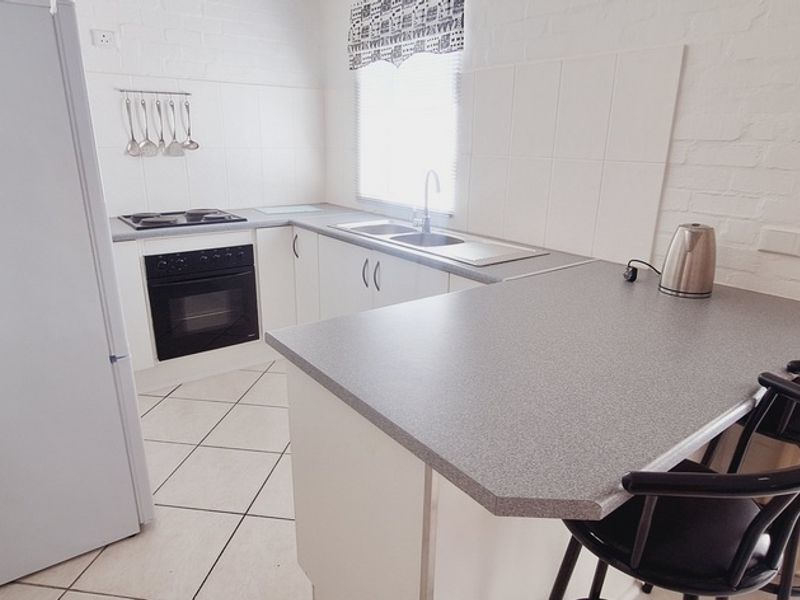 2 Bedroom Flatlet to let in Paradise Beach Estate - Photo 7