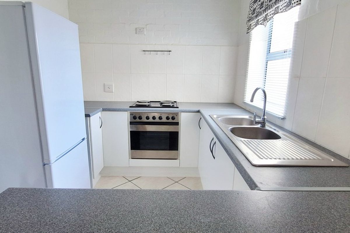 2 Bedroom Flatlet to let in Paradise Beach Estate - Photo 5