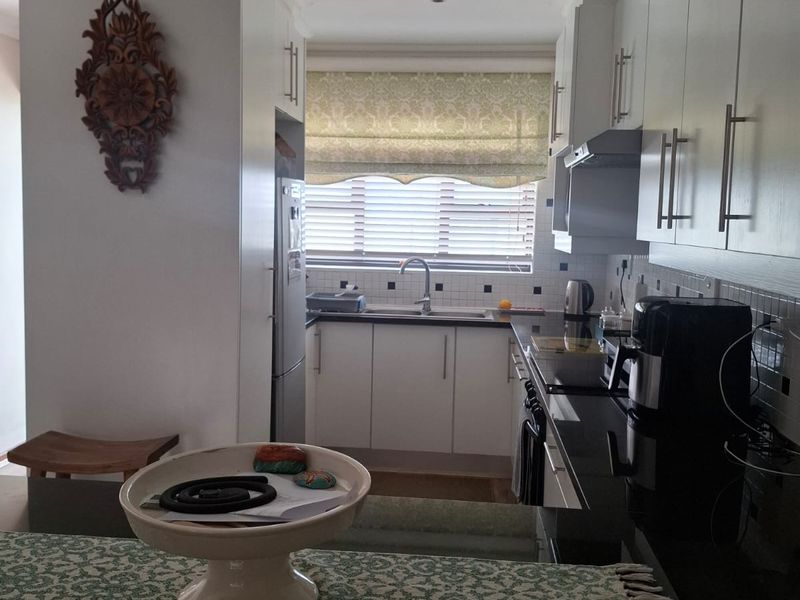 Stormhaven Park Retirement Village - Photo 4